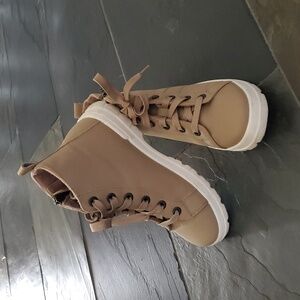 Blowfish Malibu Tan Lace Up boot With Side Zipper